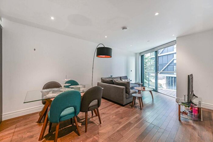 2 Bedroom Flat To Rent In Riverlight Quay, Nine Elms, London, SW11