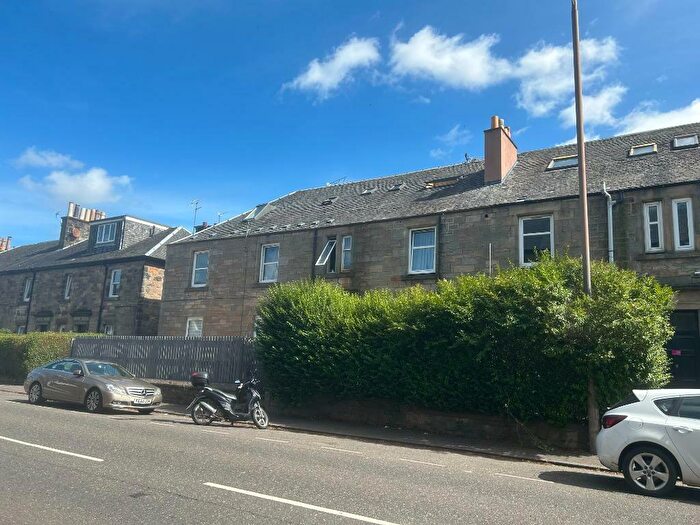 1 Bedroom Flat To Rent In Main Street, St. Ninians, Stirling, FK7