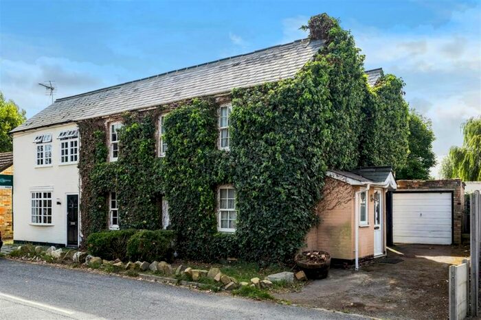3 Bedroom Semi-Detached House For Sale In High Street, Hinxworth, Baldock SG7