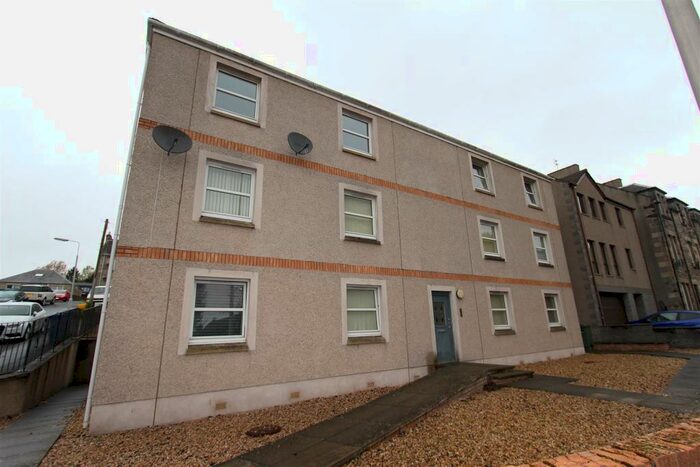 2 Bedroom Flat To Rent In Broomhead Drive, Dunfermline, KY12
