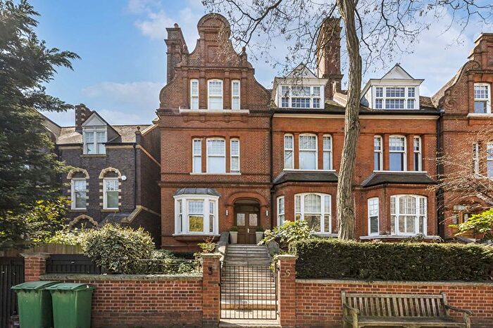 1 Bedroom Flat To Rent In Rosslyn Hill, London, NW3