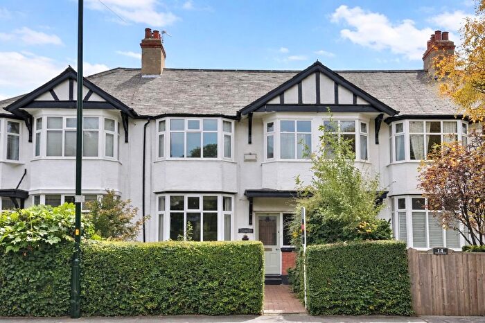 4 Bedroom Terraced House For Sale In Welholme Road, Grimsby, DN32