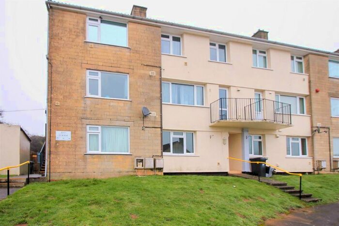 2 Bedroom Flat To Rent In Long Cross, Felton, Bristol BS40