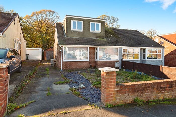 3 Bedroom Semi-detached Bungalow For Sale In Premier Road, Ormesby, Middlesbrough, TS7