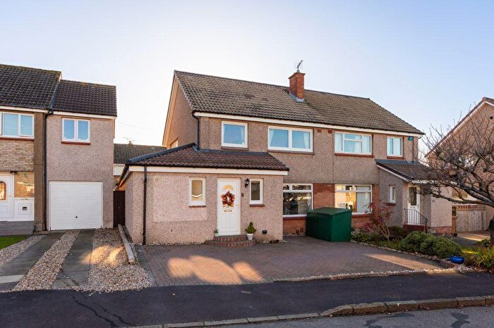 4 Bedroom Semi Detached House For Sale In Clerwood Row, Edinburgh, EH12