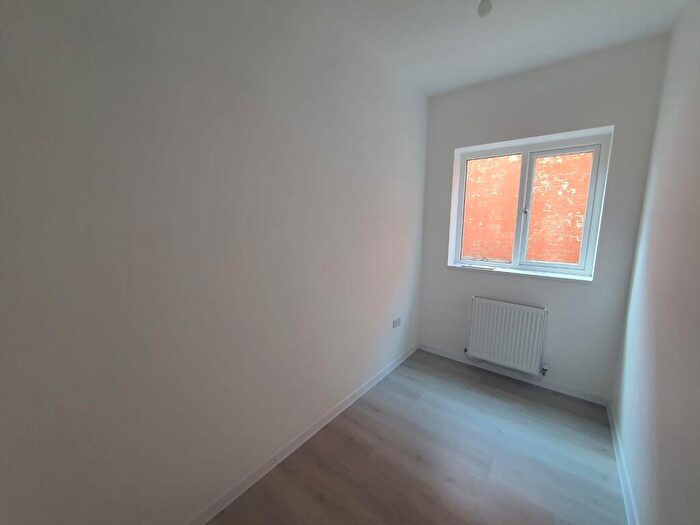 1 Bedroom Flat To Rent In Flat, Station Road, Dunscroft, Doncaster, DN7