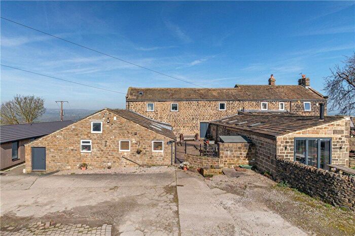 4 Bedroom End Of Terrace House For Sale In The Rafters, Moor Top, Otley, West Yorkshire, LS21