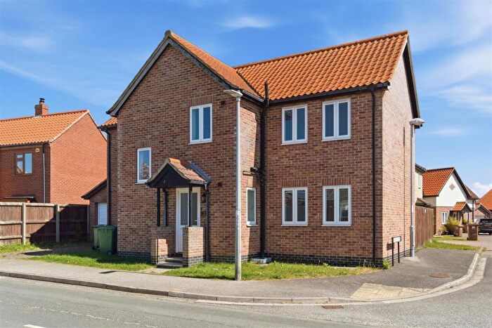 4 Bedroom Detached House For Sale In The Brambles, Easington, HU12