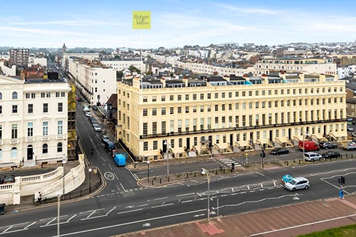 2 Bedroom Flat For Sale In Brunswick Terrace, Hove, BN3