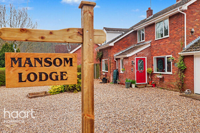 4 Bedroom Detached House For Sale In Shortthorn Road, Stratton Strawless, NR10