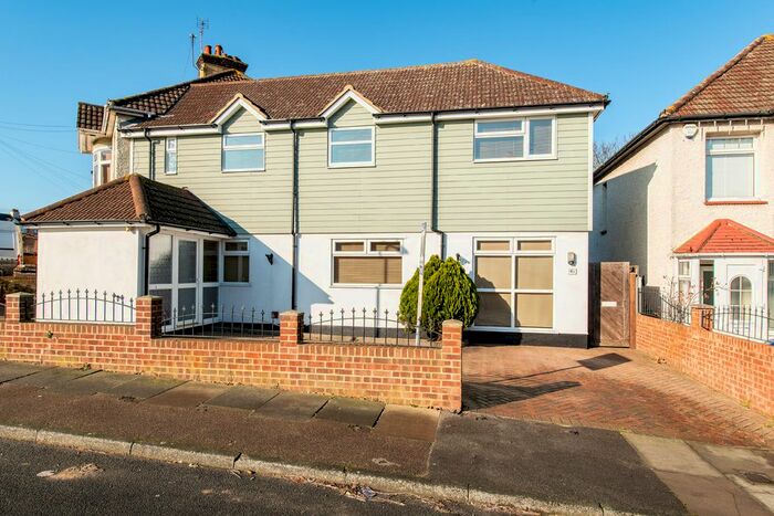 2 Bedroom End Of Terrace House To Rent In Lamorna Avenue, Gravesend, DA12