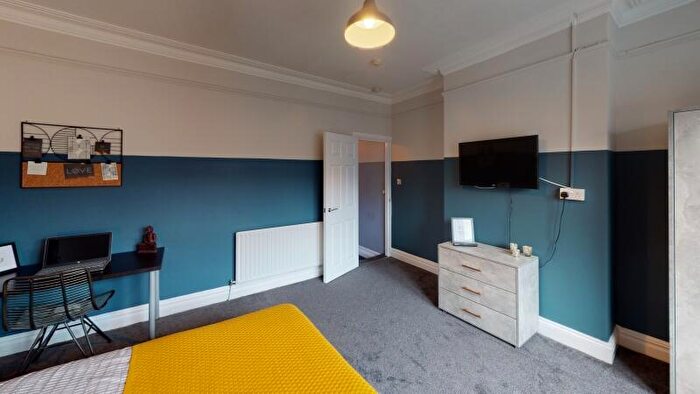 5 Bedroom Terraced House To Rent In Broomfield Road, Headingley, Leeds, LS6