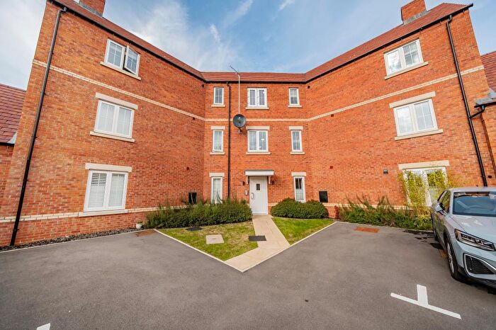 2 Bedroom Flat To Rent In Eridge Road, Bicester, OX26