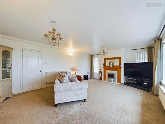2 Bedroom Detached Bungalow For Sale In Fleet Road, Holbeach, PE12