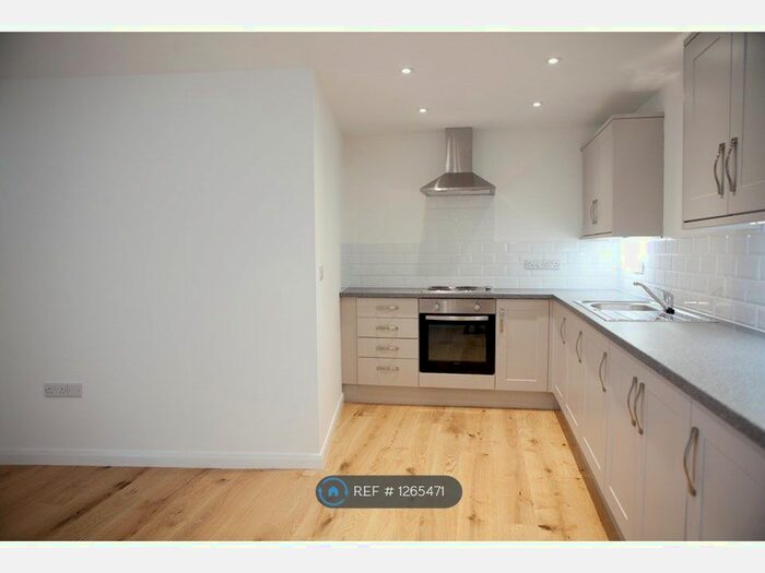 1 Bedroom Flat To Rent In Whitchurch Road, Telford TF1