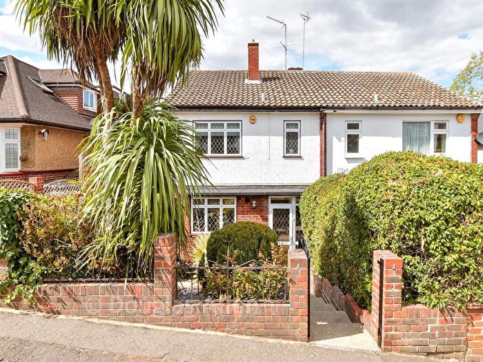3 Bedroom Semi-Detached House For Sale In Marjorams Avenue, Loughton, Essex, IG10