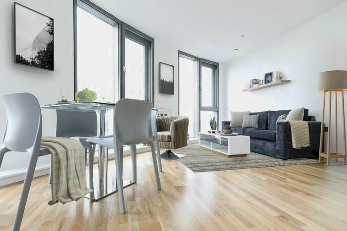 1 Bedroom Flat To Rent In Stratford High Street Stratford, E15