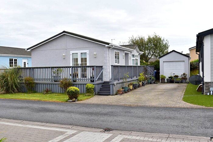 2 Bedroom Park Home For Sale In Seahaven Road, Bangor, BT19