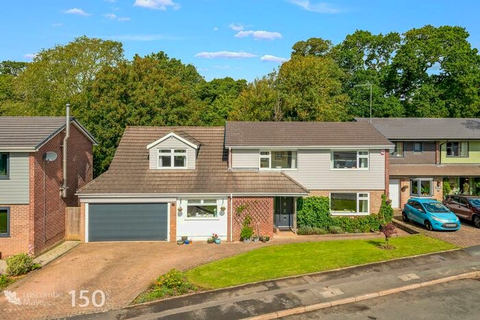 5 Bedroom Detached House For Sale In Riverside Walk, Yealmpton, PL8