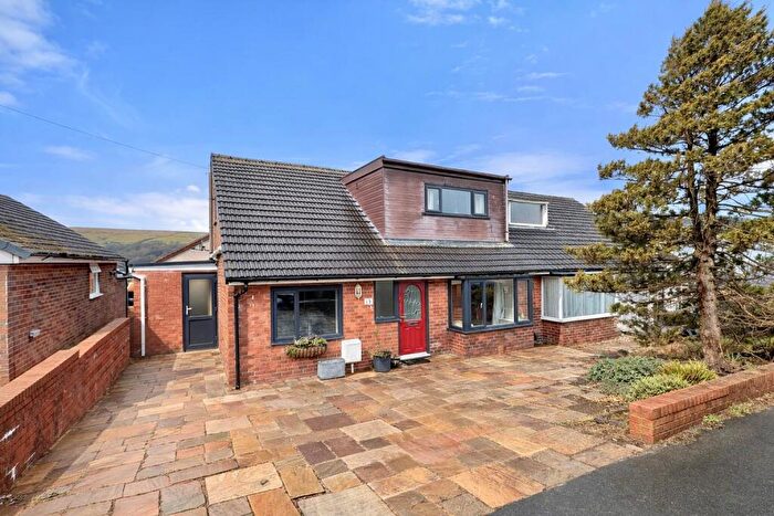 3 Bedroom Bungalow For Sale In St. Thomas's Road, Rossendale, Lancashire, BB4