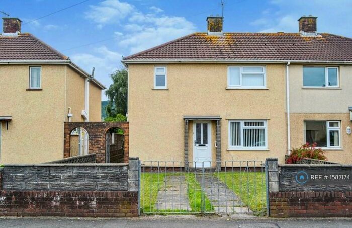 3 Bedroom Semi-Detached House To Rent In St. Helier Drive, Port Talbot, SA12