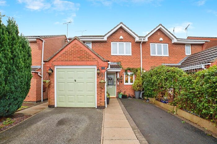3 Bedroom Semi-Detached House For Sale In Millers Way, Kirkby-In-Ashfield, Nottingham, NG17