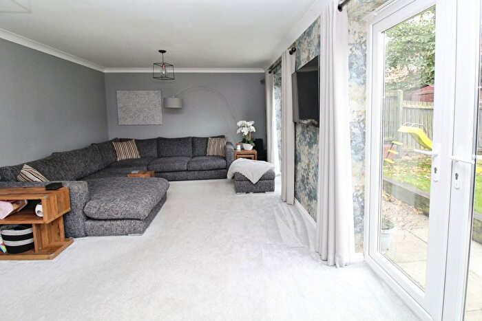 3 Bedroom End Of Terrace House For Sale In Millennium Court, Greenside, Ryton, NE40