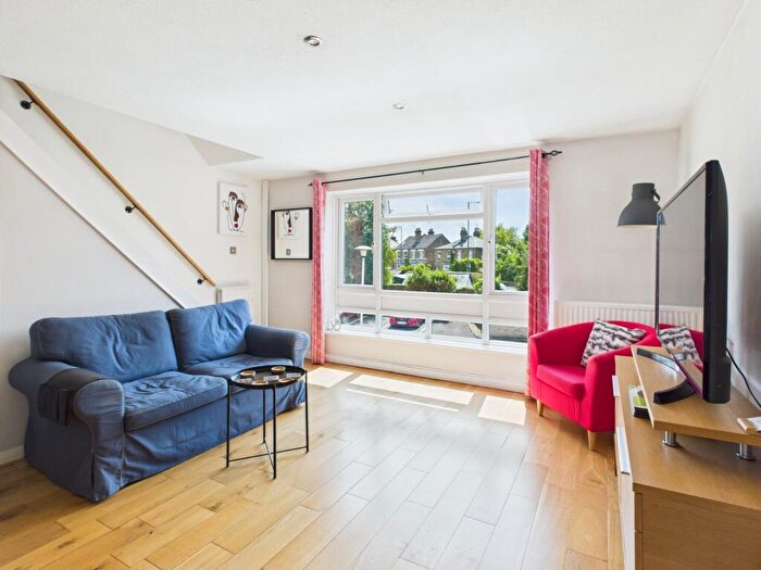 2 Bedroom Apartment To Rent In Osborne Road, Windsor, Berkshire, SL4