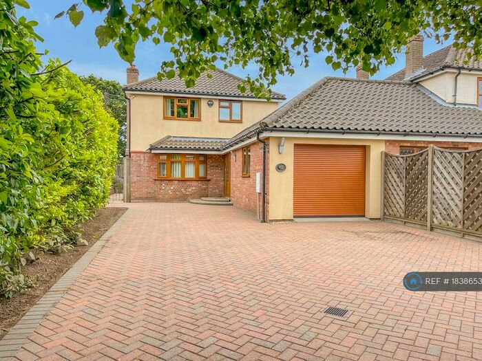 4 Bedroom Detached House To Rent In Dereham Road, Easton, Norwich, NR9