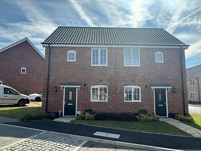 2 Bedroom End Of Terrace House To Rent In Buxton Way, Halesworth, IP19