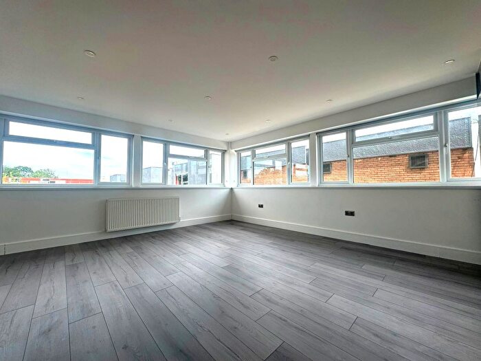 2 Bedroom Flat To Rent In Swanley Centre, Swanley, BR8