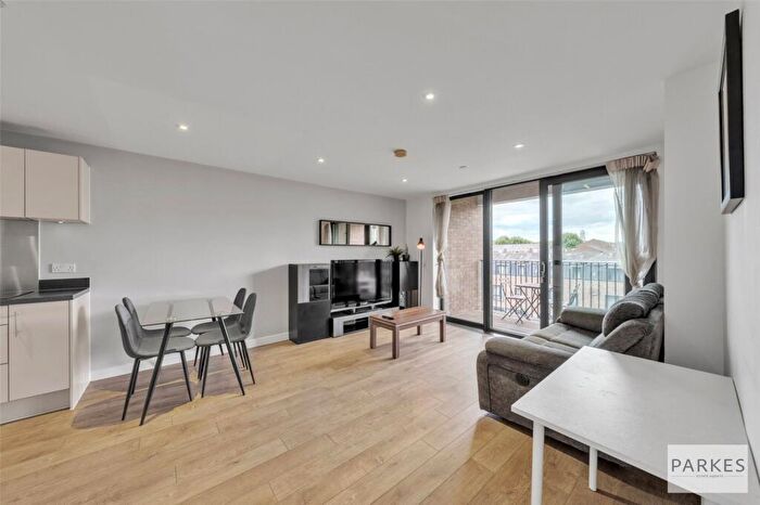 2 Bedroom Apartment For Sale In New Festival Avenue, London, E14