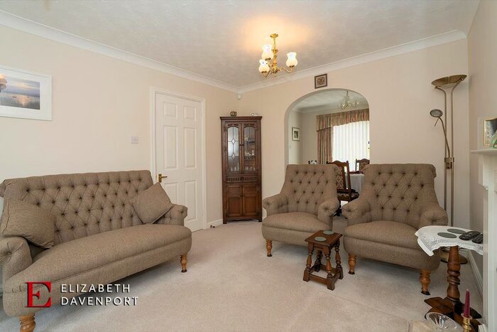 4 Bedroom Detached House For Sale In Greenland Court, Allesley Green, Coventry, CV5