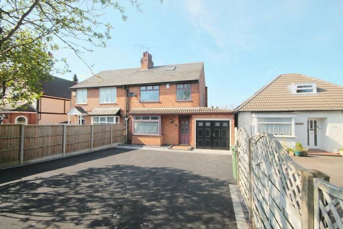 3 Bedroom Semi-Detached House To Rent In Hinckley Road, Leicester Forest East, Leicester, LE3