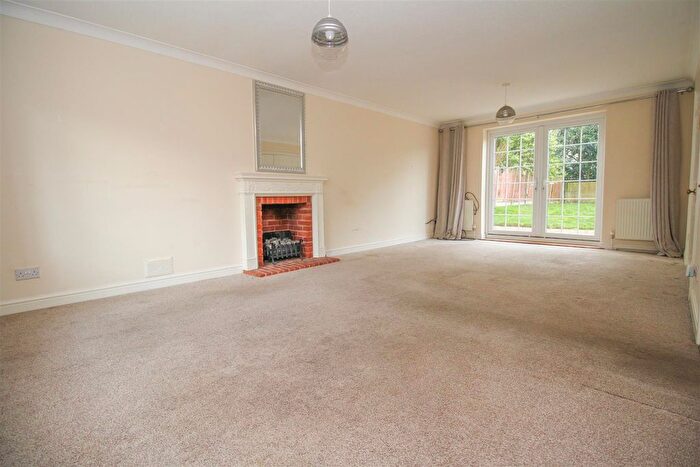 4 Bedroom Detached House For Sale In Upper Hook, Harlow, CM18