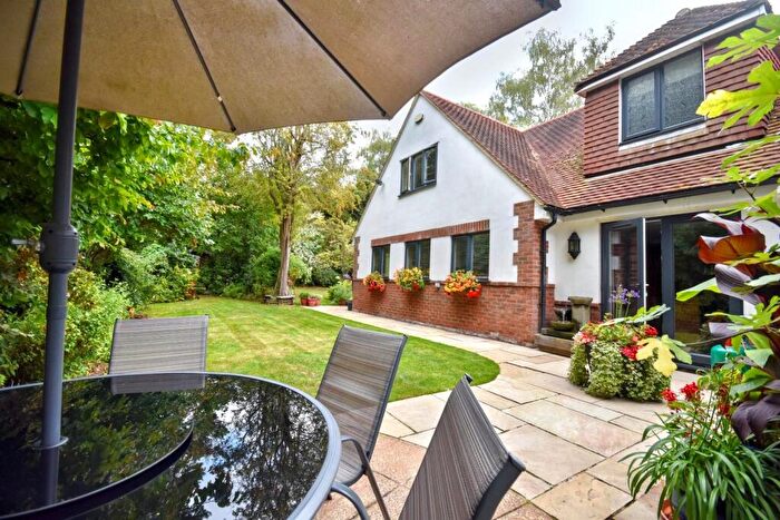 4 Bedroom Detached House For Sale In Park View, Moulton, Northampton, NN3
