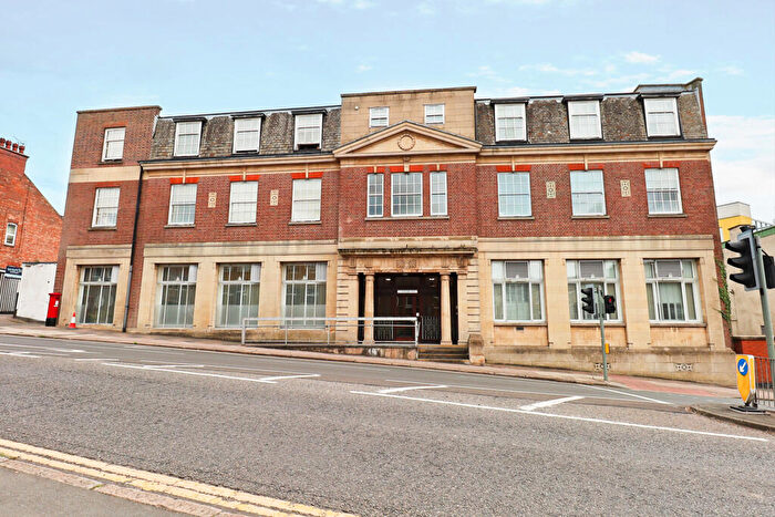 2 Bedroom Apartment For Sale In Upper Bond Street, Hinckley, Leicestershire, LE10