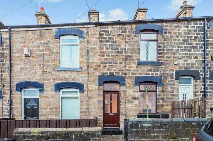 2 Bedroom House To Rent In Oxford Street, Barnsley, South Yorkshire, S70