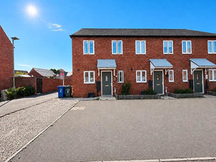 2 Bedroom Terraced House For Sale In Reedmace Road, Bodicote, Oxfordshire, OX15