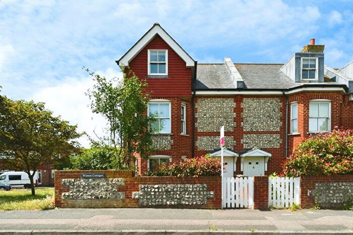 3 Bedroom End Of Terrace House For Sale In Falmer Road, Rottingdean, Brighton, BN2
