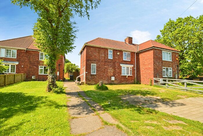 3 Bedroom Semi-Detached House For Sale In Salters Lane, Wingate, TS28