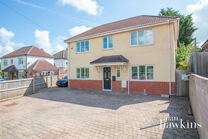 4 Bedroom Detached House For Sale In Station Road, Royal Wootton Bassett, SN4