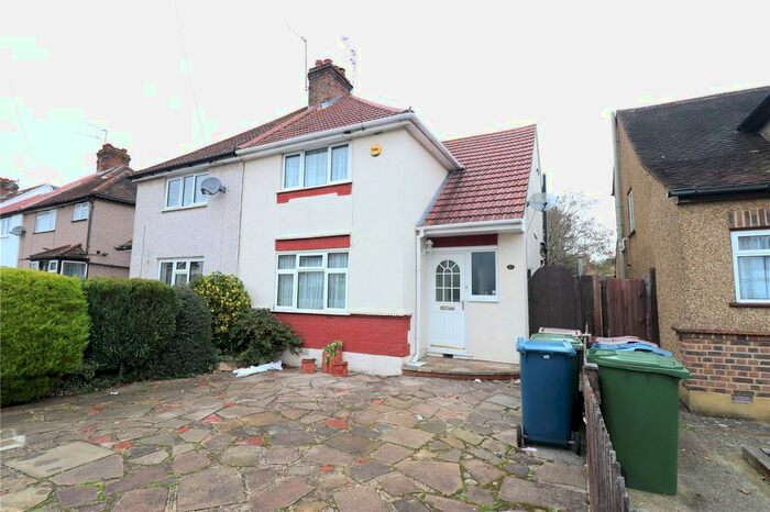 3 Bedroom Semi-Detached House To Rent In Bransgrove Road, Edgware HA8