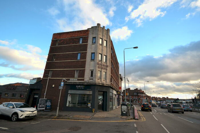 3 Bedroom Flat To Rent In Trent Bridge Buildings, Nottingham, NG2