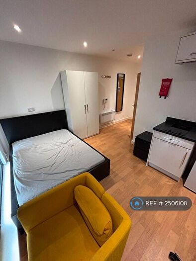 Studio To Rent In West Bar House, Sheffield, S3