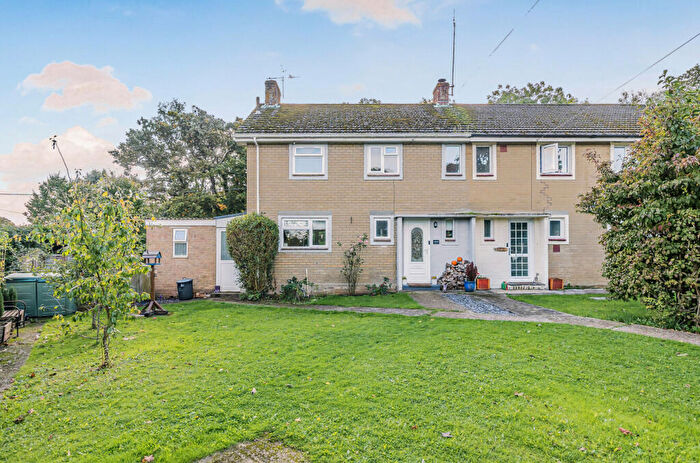 3 Bedroom Semi-Detached House For Sale In Oval Road, Lockerley, Romsey, Hampshire, SO51