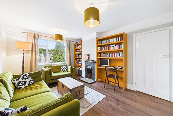 1 Bedroom Maisonette To Rent In Madrid Road, Guildford, Berkshire, GU2