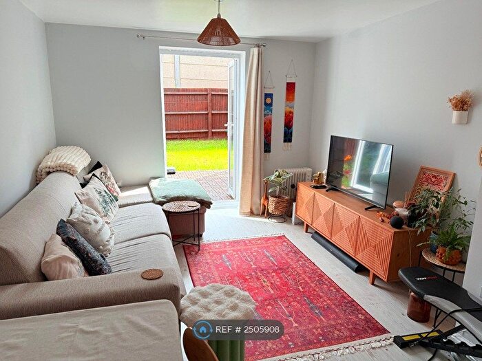 1 Bedroom Flat To Rent In Hermitage Close, London, SE2