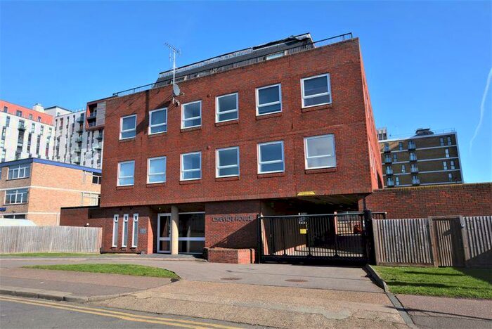2 Bedroom Apartment To Rent In Baxter Avenue, Southend-On-Sea, SS2