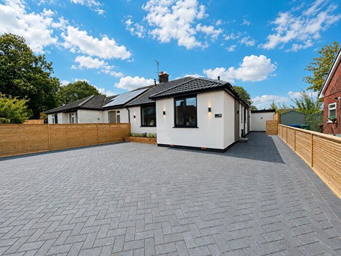 3 Bedroom Bungalow For Sale In Haworth Avenue, Ramsbottom, Bury, Greater Manchester, BL0